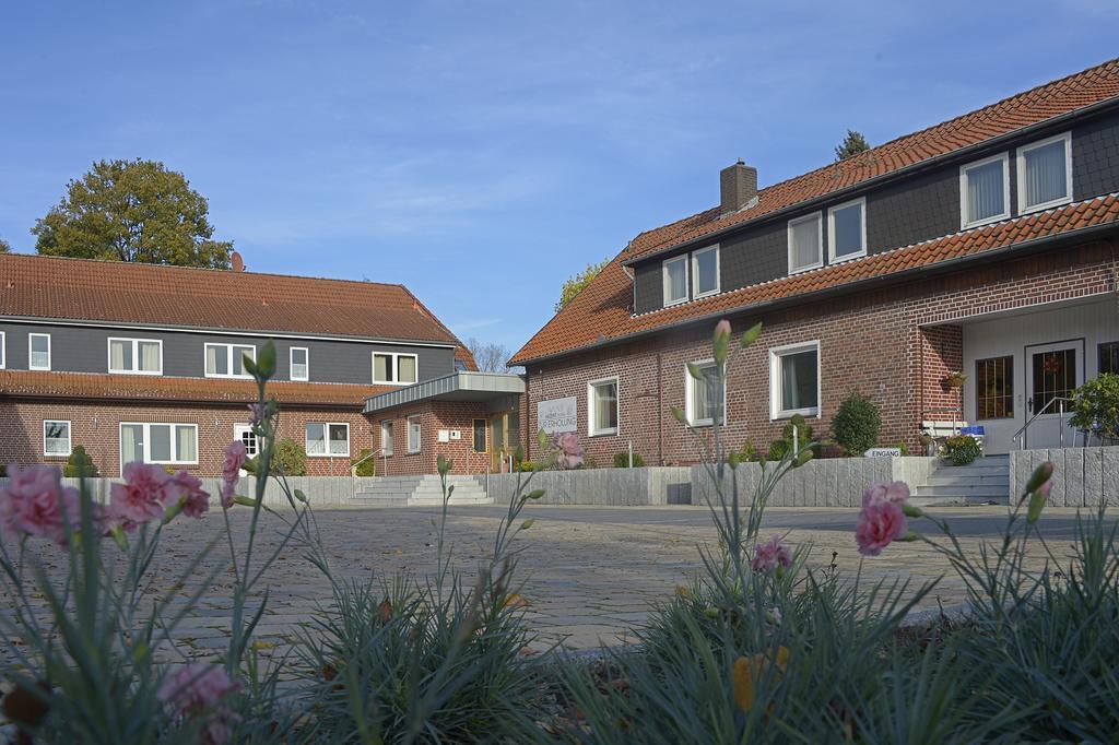 Hotel Zur Erholung & Restaurant Amme'S Landhaus Eicklingen Exterior foto